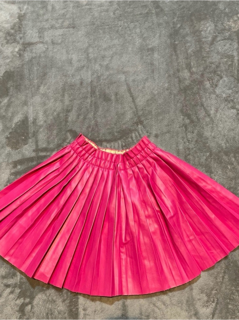 Girls' Bright Pink Pleated Skirt with Elastic Waistband
